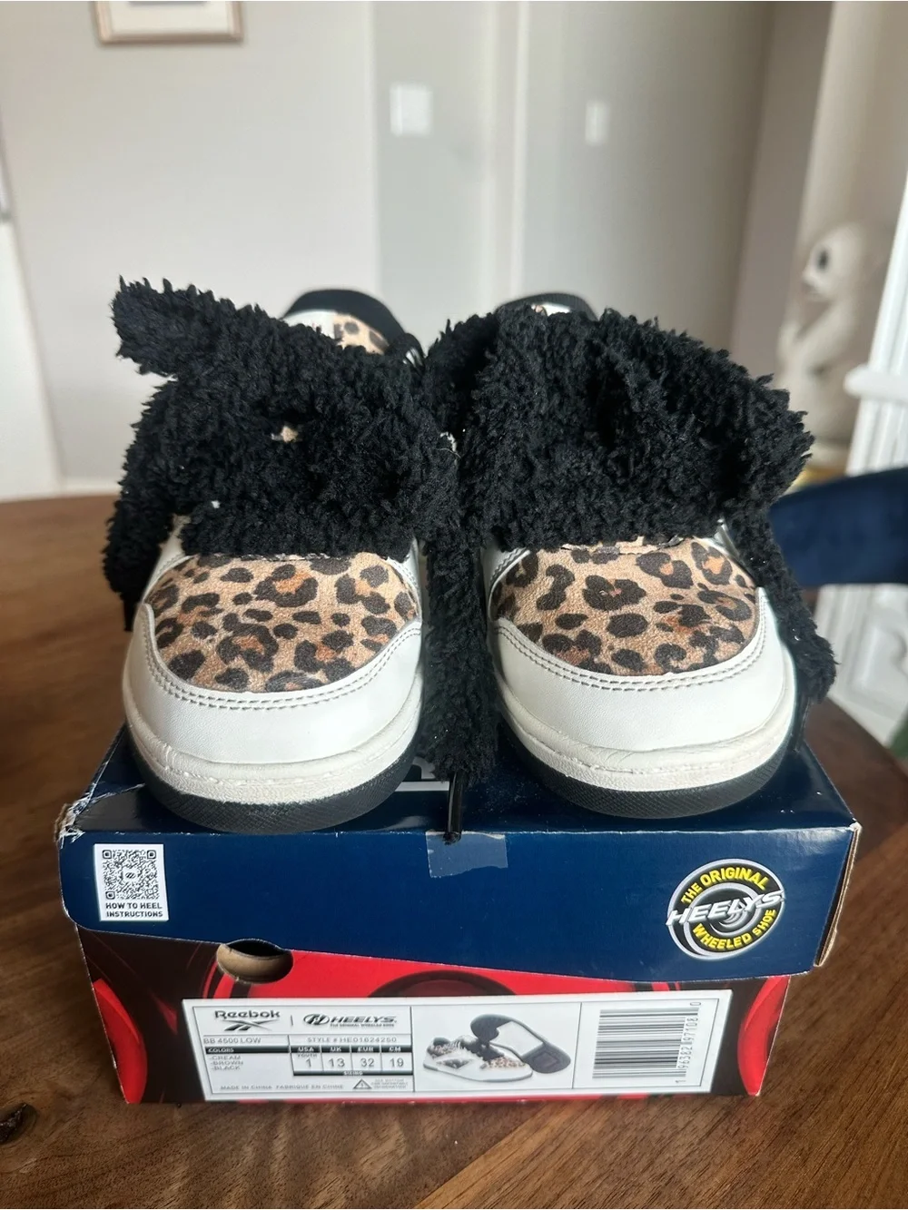 Reebok X Heelys Kids' Leopard Accent Sneakers size 1